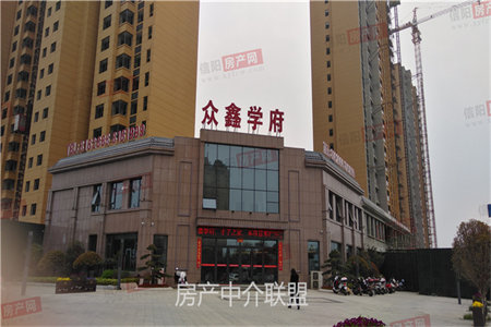 清河畔景彩虹苑3室2厅2卫80万130.33m2精装修出售